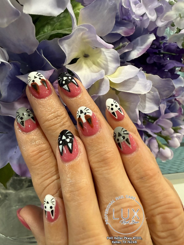 Lux Nail Bar